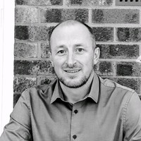 James le-May Email