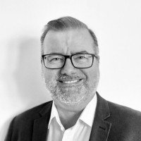 Simon Clarke Email & Phone Number