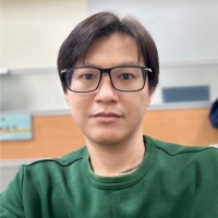 國藝 嚴 Email