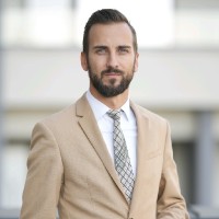 Raiffeisen Bank Romania Employee Robert Man's profile photo
