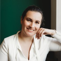 Danielle Rua Email & Phone Number