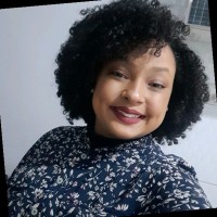 Inglês Active Employee Leticia Costa's profile photo