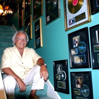 Ron Oates Email & Phone Number