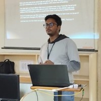 Yash Tiwari's profile photo