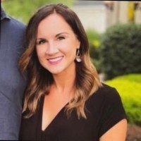 Kelly Dlesk Email & Phone Number