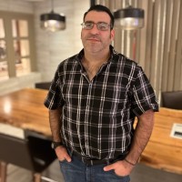 manufacturer Employee Andrew Monzon's profile photo