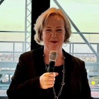 Karin Teichmann Email & Phone Number