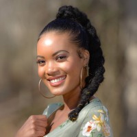 Dee Smith Email & Phone Number