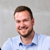 Andreas Leschly Email