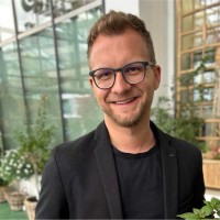 Tomas Pikous Email