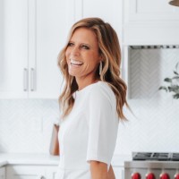 YER USA Employee Denise Kellermann's profile photo