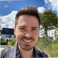 Falk Hoffmann Email