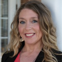 Own Real Estate, VA&NC Employee Tracy Thayer's profile photo