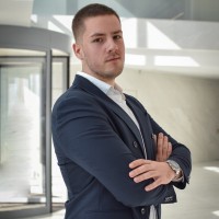 Uroš Balčaković Email