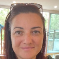 Hannah Arnott Email