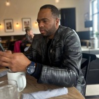 boostCX Employee Irvin Martinez's profile photo