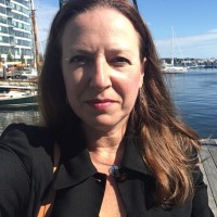 Progress Pollinators Employee Helga Luest's profile photo