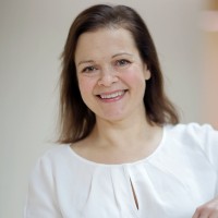 Saara Tahvanainen Email