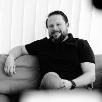 Andreas Björk Email