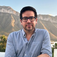 Mauricio Zetina Email