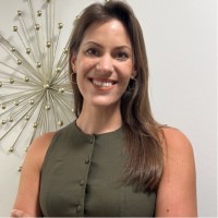 Kelly Olliges Email & Phone Number