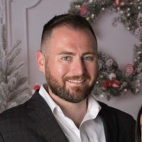 Email e telefono di Michael Chernow