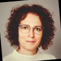 Kriszta Tölösi Email & Phone Number