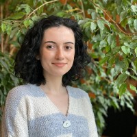 Esra Gumusdal Email