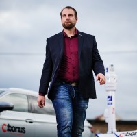 Andreas Richter Email