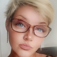 Pam Arnold Email & Phone Number