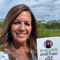 Shannon Stelton Email & Phone Number