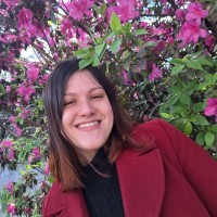 Mariana Wolf Email