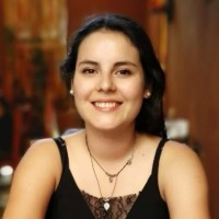 Camila Guzmán Saenz Email