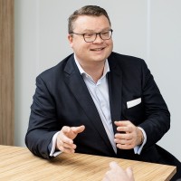 Martin Friis-Petersen Email