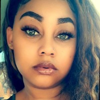 Olivia Thomas Email & Phone Number