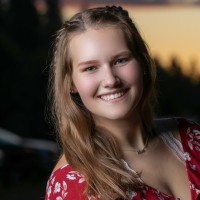 SisAdmin, LLC Employee Sarah Burris's profile photo