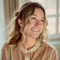 Savannah Davis Email & Phone Number