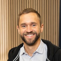 Sam Engström Email