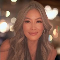 Robert Half Employee Van Tran's profile photo