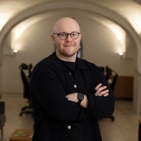Fredrik Lindstedt Email