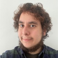 Raúl Salgado Romero Email