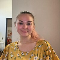 Midnight Cookie Co. Employee Elisa Kelly's profile photo