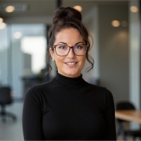 Vision Technologies Employee Gina Wetzel's profile photo