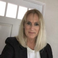 Sandra Watts Email & Phone Number