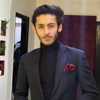 95Visual Employee Hunain Lakhani's profile photo