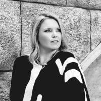 Leanne Hamilton Email & Phone Number