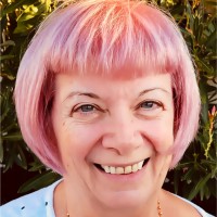 Innovative Post Solutions Employee Luciana Chapman's profile photo
