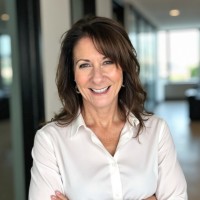 Leslie Hammer Email & Phone Number