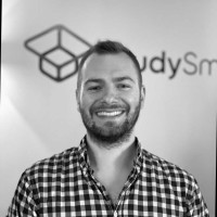 StudySmarter Employee Simon Hohentanner's profile photo