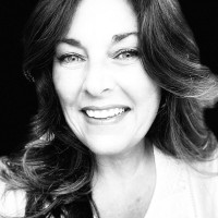 Annie Champagne Email